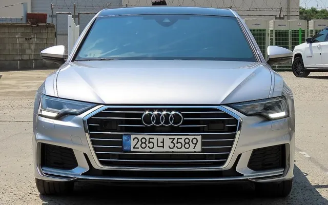 더뉴스포티지5세대 중고차 A6 (C8) 45 TFSI 매물 사진 2 - 2023/01 56,266km